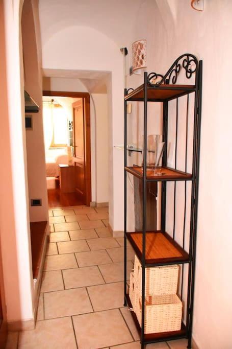 Casa Vacanze E Brevi Periodi Alla Porta Etrusca La Panchina Al Sole Volterra Exterior photo