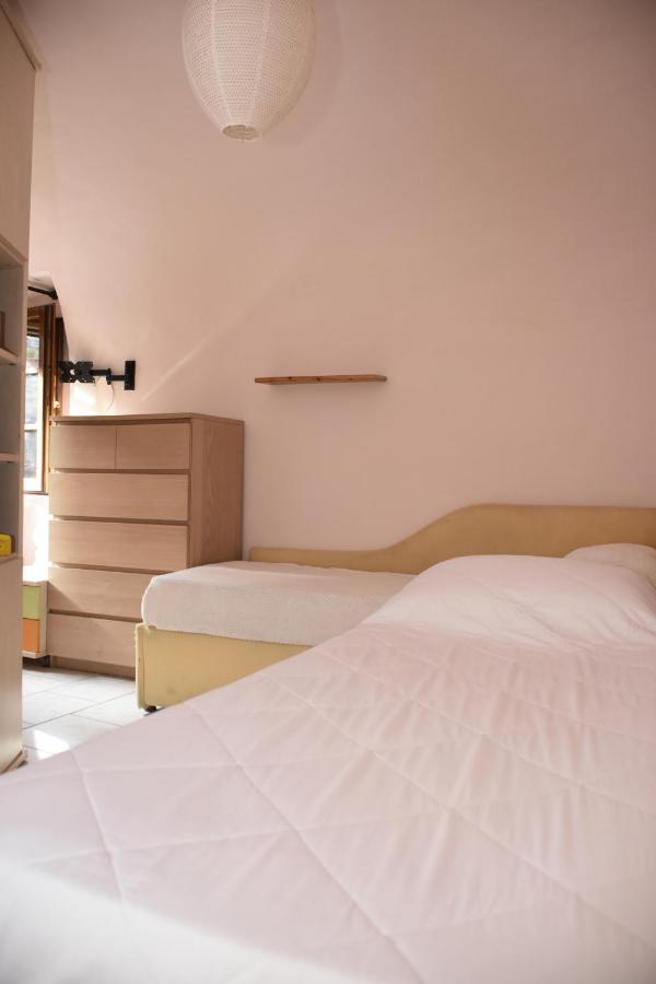 Casa Vacanze E Brevi Periodi Alla Porta Etrusca La Panchina Al Sole Volterra Exterior photo